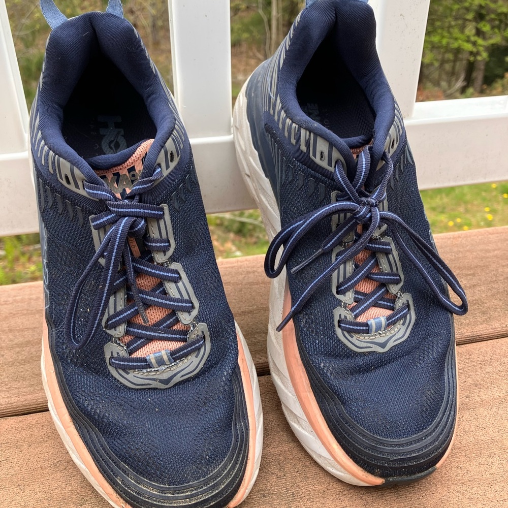 Hoka Bondi 6 Navy and Peach Athletic Shoes - Picture 5 of 7